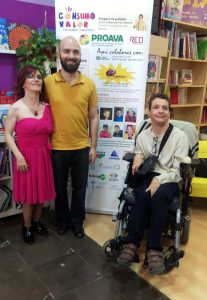 El realizador audiovisual valenciano: Miguel Ángel Font Bisie con La autora Sabrina Balen y el pintor Francisco Javier Planells Alós,
